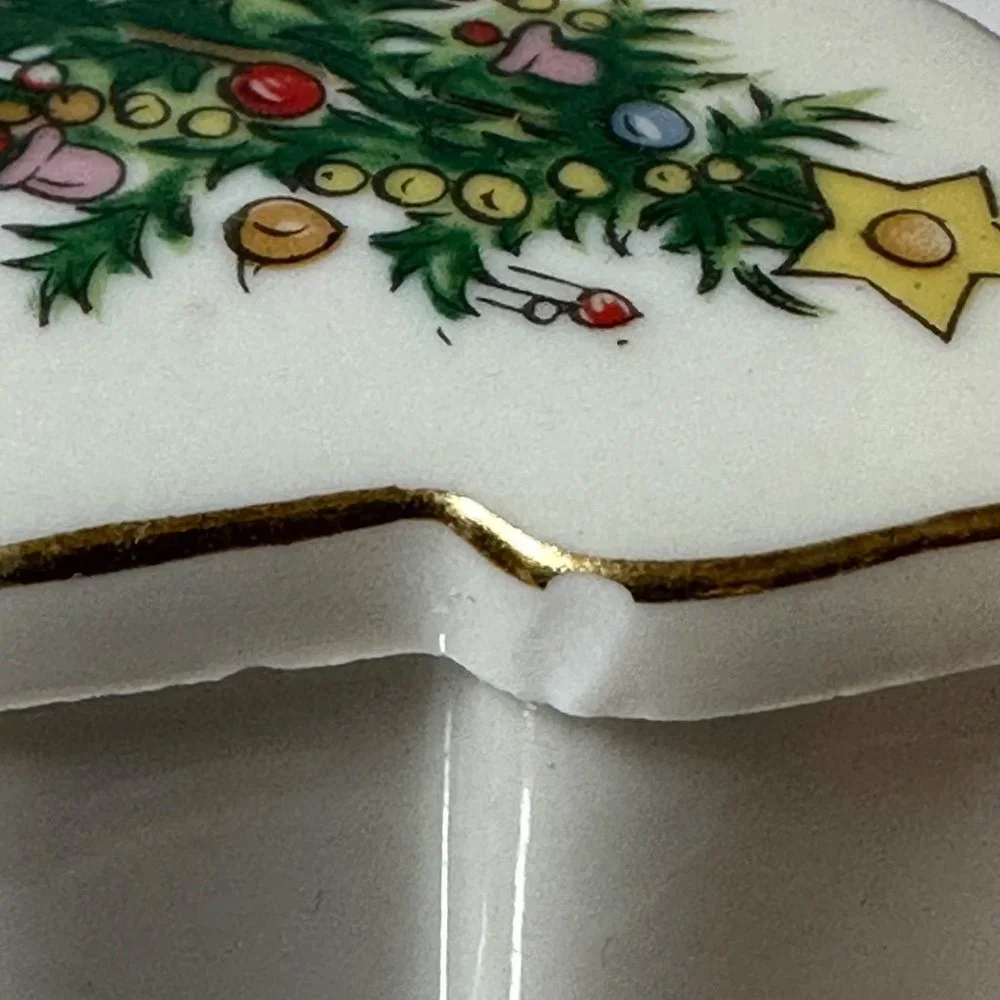 Lefton Vintage Hand Painted Porcelain Christmas Tree Trinket Box Made In Japan - Picture 4 of 8